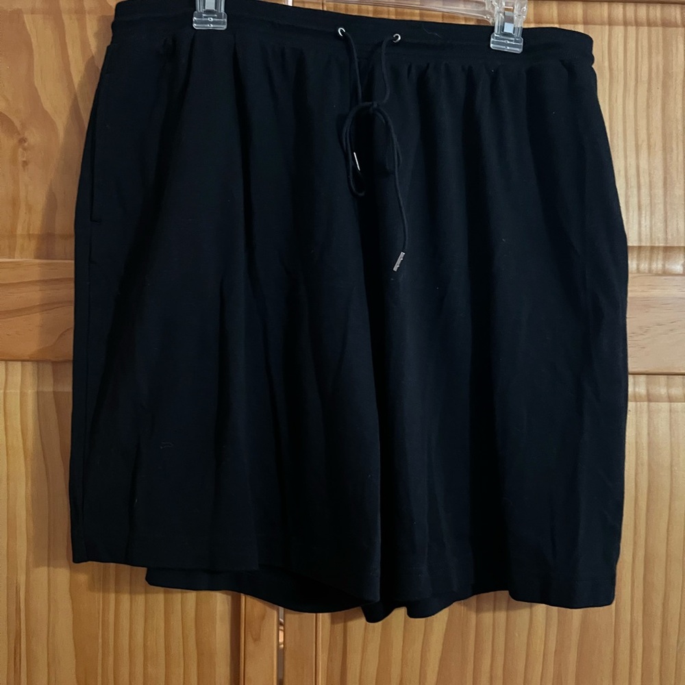Womens’sBlack Drawstring Casual Shorts